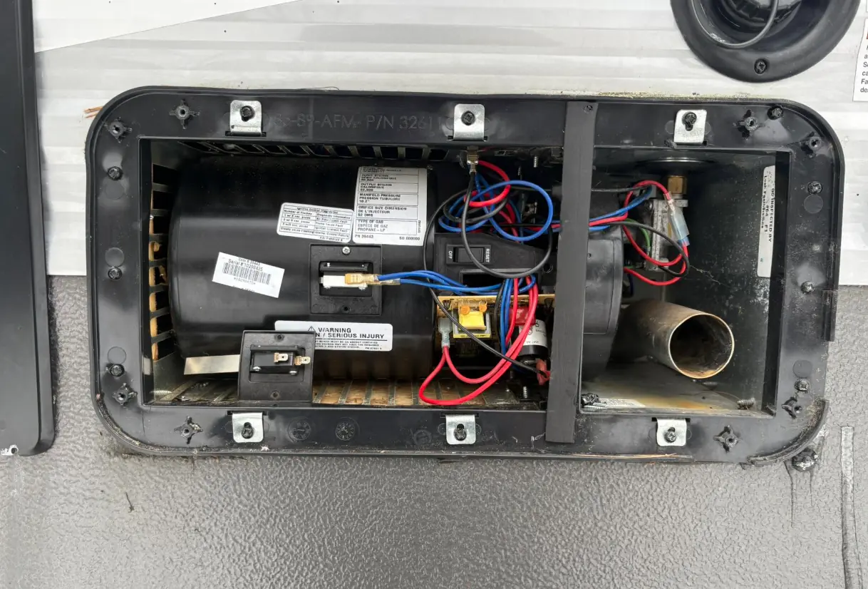 Heat pump changeover + low-temp lockout on an RV in Florida