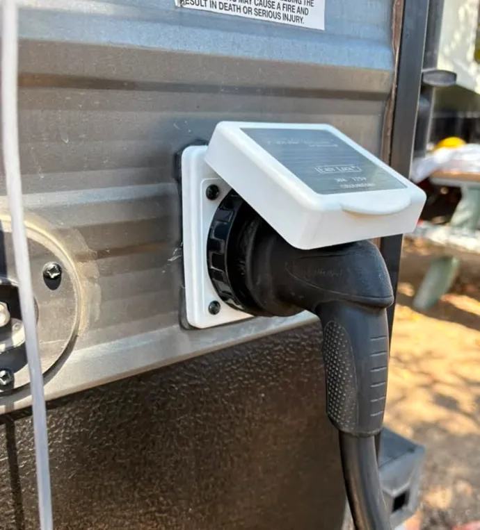Shore power inlet + pedestal faults on an RV in Florida