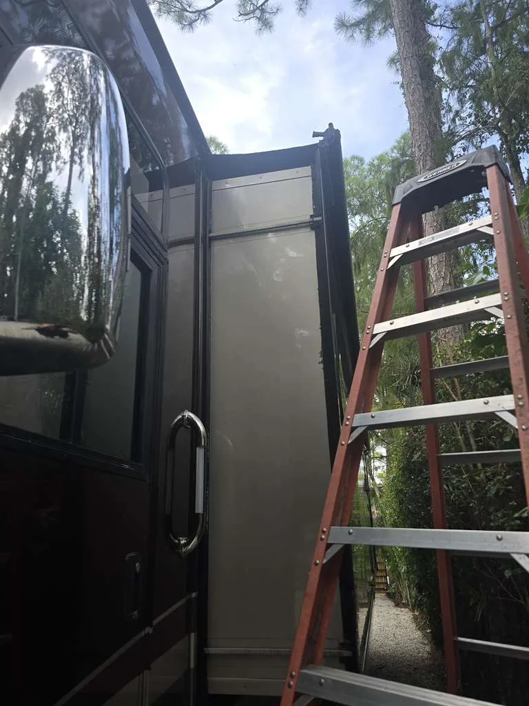 RV Slide Out Repair service in Florida